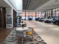 -宁波宝信宝马4S店(江北日湖店)