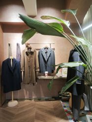 -优刻西服西装定制(金轮国际广场店)