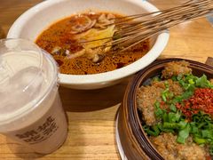 -嘉州叶婆婆钵钵鸡(建设路店)