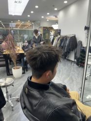 -藤野造型烫染·漂发
