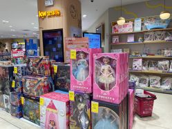 -孩子王(静安大融城店)