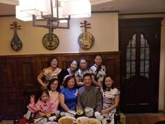 -东口码头·烧鸽子·鱼头泡饼·地方菜(金鹰悦城店)