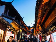 -阿婆情腊排骨火锅(金虹路店)