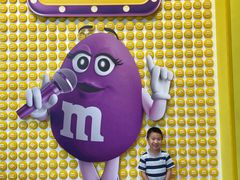 -m豆巧克力世界(上海世茂广场店)