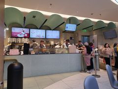 -奈雪的茶(亨特国际广场店)