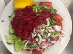 沙拉-Tarihi Sultanahmet Köftecisi Selim Usta