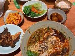 -百春原湖南牛肉粉(百联世纪店)
