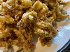 椒盐平菇-华盛园卷子王农家菜水库鱼
