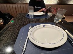 -福楼毕斯罗F Bistronome(国贸商城约会地标景观店)
