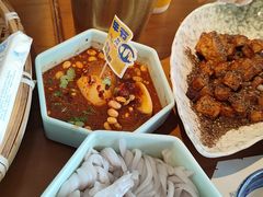 -包整·丝娃娃(一览甲秀楼风景店)