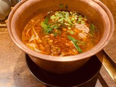 酸辣椒铜锅米线-都氏二当家(九方店)