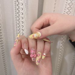 -Fanni美甲美睫皮肤管理