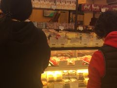 -红宝石·鲜奶小方·海派西点房(丰庄店)