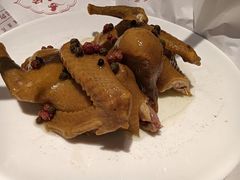 -鸽子侯·家宴·平价海鲜(绿地店)