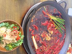 -黄潇洒老火锅(九眼桥宏济巷店)