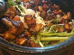 板栗香辣鸡煲-清真重庆巴爷香辣鸡煲(南小巷店)