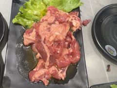 -啊美丽炭火烤肉(滑翔一店)