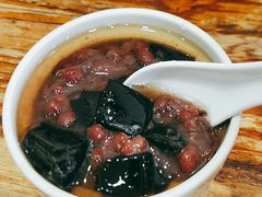 红豆沙龟苓膏-阿坤传统手工小吃(杨家坪店)