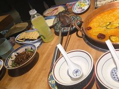 -洱火云南酸菜牛肉火锅(石景山当代商城店)