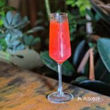 这里的露台view真的好棒，下雨也唯美