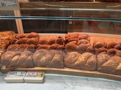 -HOT CRUSH趁热集合·现烤面包(环球港店)