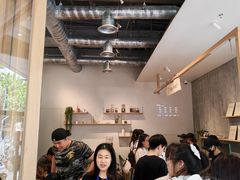 -喜茶(上海打浦桥日月光gelato lab+店)