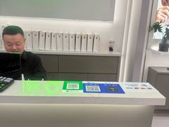 -镜客眼镜(浦江欢乐颂店)