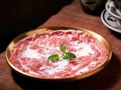 -旧街市鲜货老火锅(大光路店)