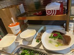 -海底捞火锅(长宁路龙之梦店)