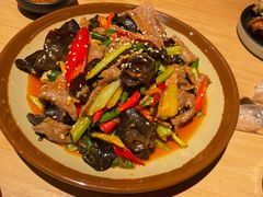 -川堂风·跷脚牛肉·乐山爆炒(宝山日月光店)