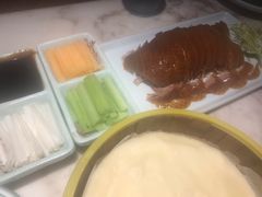 -韵秋荷(宝山龙湖天街店)