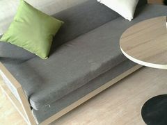 -西安大雁塔科技大学地铁站亚朵酒店