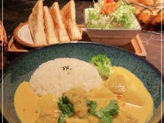 -泰傳奇