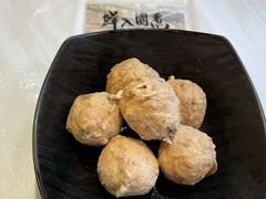-鲜入围煮花胶鸡海鲜火锅
