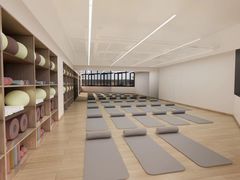 -新世界百货崇文店停车场