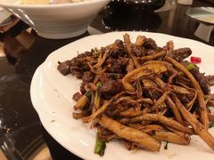 茶树菇牛柳-新南华大酒店(广中店)