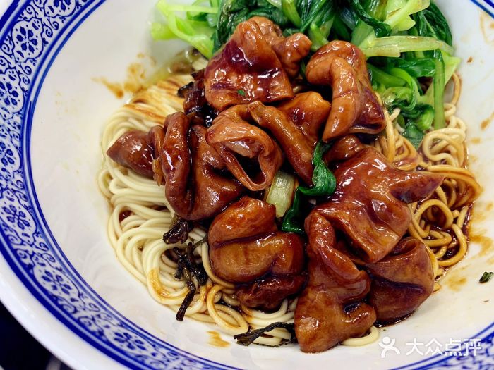 沪西老弄堂面馆(广东路店)大肠拌面图片