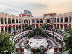 -佛罗伦萨小镇广佛名品奥特莱斯(疏港路店)