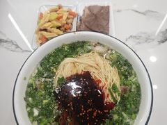 -伊穆祥牛肉面总店·清真