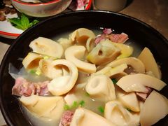 咸笃鲜-新白鹿餐厅(金鹰新街口店)