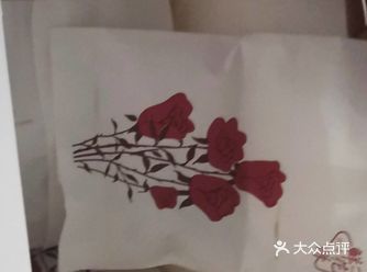 花伴一生，地址在唐家湾格力海岸，环境很棒，有花花