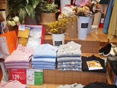 -优衣库(深圳万象天地旗舰店)