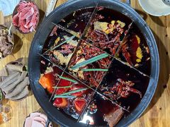 -正南齊北重庆老火锅(光华村直营店)
