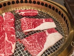 -铭牛烧肉·和牛海鲜自助(高新月牙湖店)
