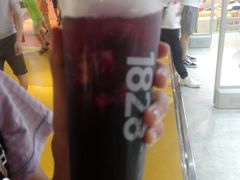 -1828王老吉·草本新茶(珠江新城地铁站店)