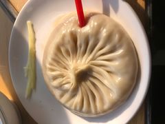 蟹粉汤包-花悦豆香
