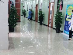 -茂菊口腔连锁(浦东南路店)