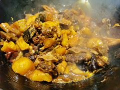 -山河屯铁锅炖(哈西站店)