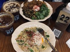 -CowCow其其·牛杂咖啡公司(六运店)