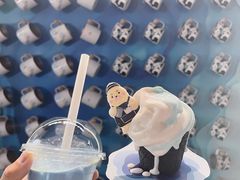 蓝色星球-抱抱地球咖啡馆(国家海洋博物馆店)